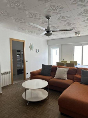 Apartamento Familiar Poeta Marquina